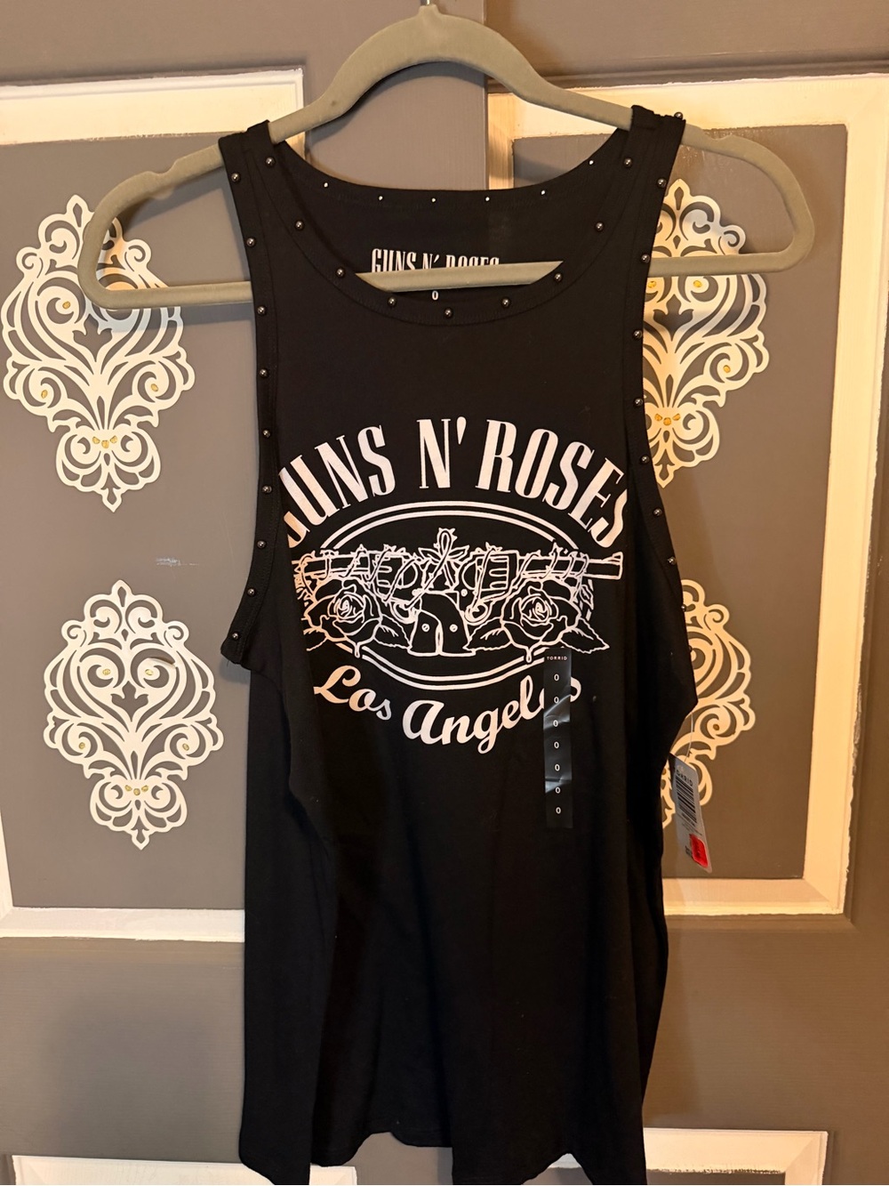 Black Studded Graphic Tank Top -Guns n Roses by Torrid size 0